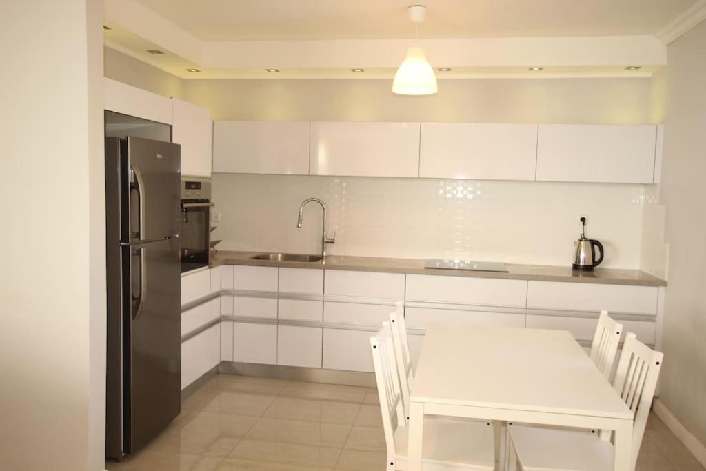 Royal Aparatment On The Sea , Blvd Nitza 34 Netanya Esterno foto
