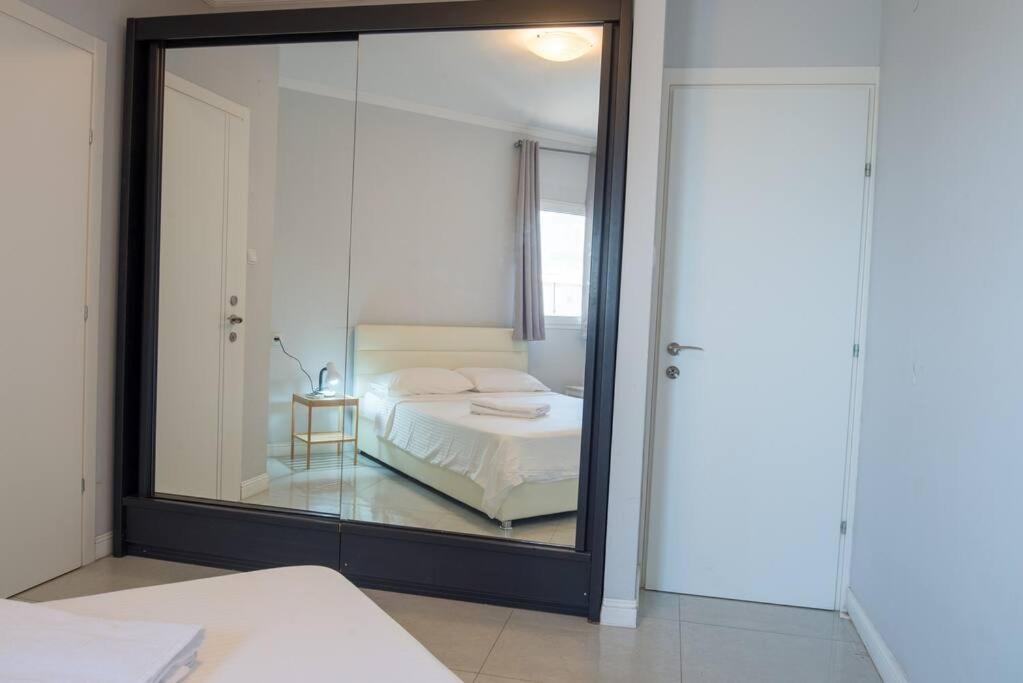 Royal Aparatment On The Sea , Blvd Nitza 34 Netanya Esterno foto