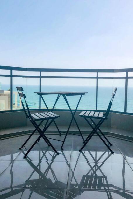 Royal Aparatment On The Sea , Blvd Nitza 34 Netanya Esterno foto